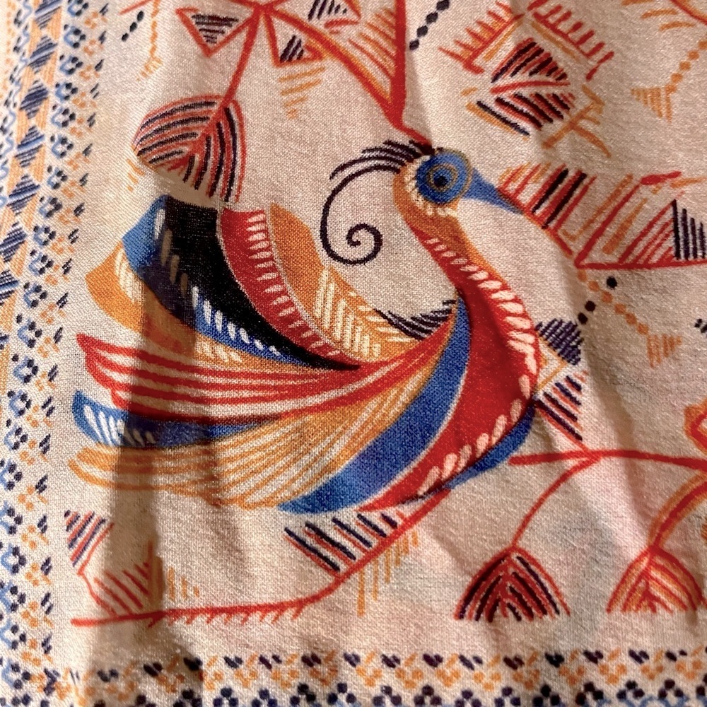 Jim Renoir - Vintage Italian Designer Scarf with gold thread trim​ - Picture 6 of 12